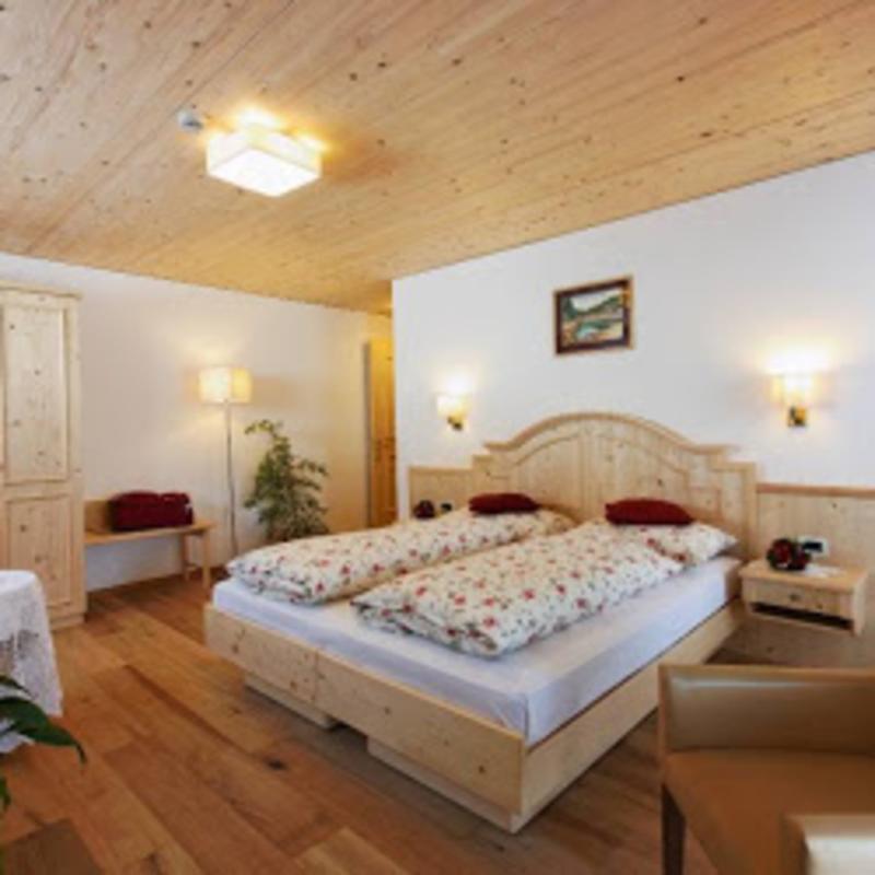 Hotel Monte Paraccia San Vigilio Di Marebbe Kültér fotó