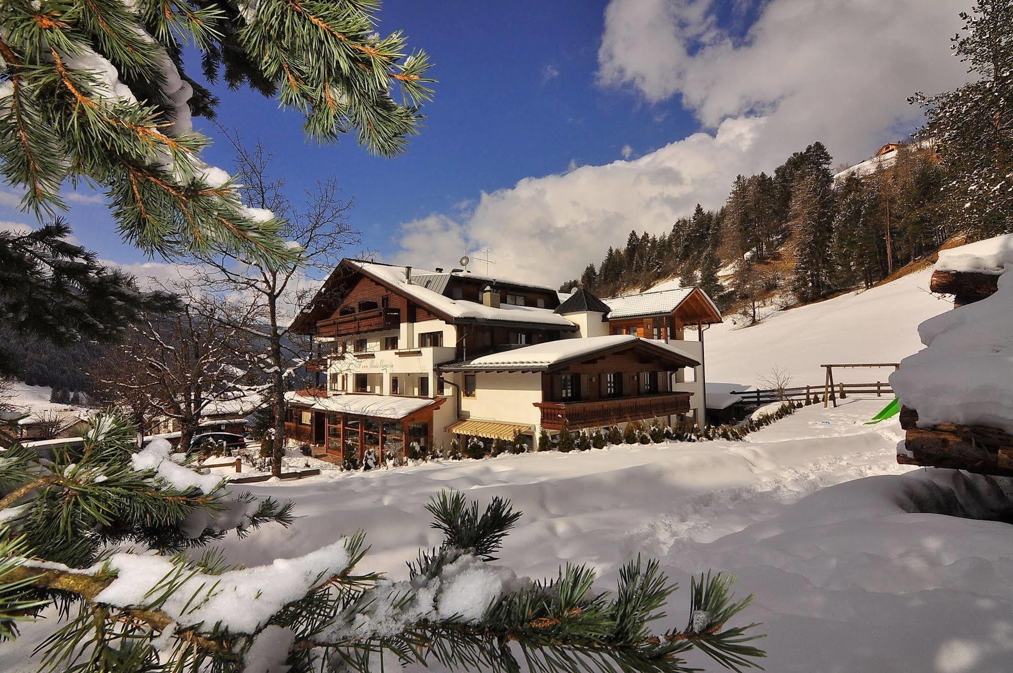 Hotel Monte Paraccia San Vigilio Di Marebbe Kültér fotó
