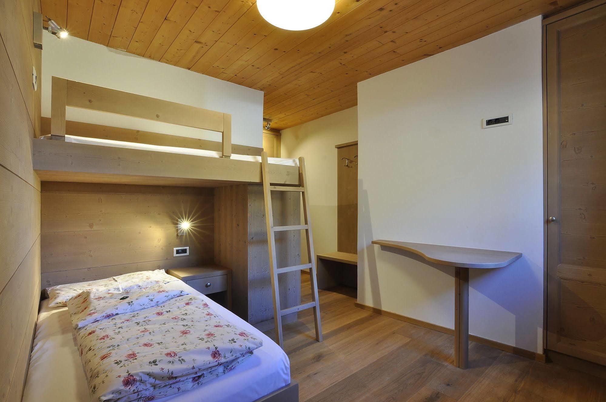 Hotel Monte Paraccia San Vigilio Di Marebbe Kültér fotó